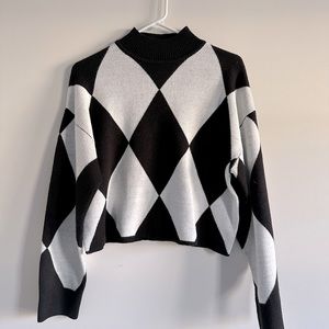 Divided H&M Diamond Pattern Sweater